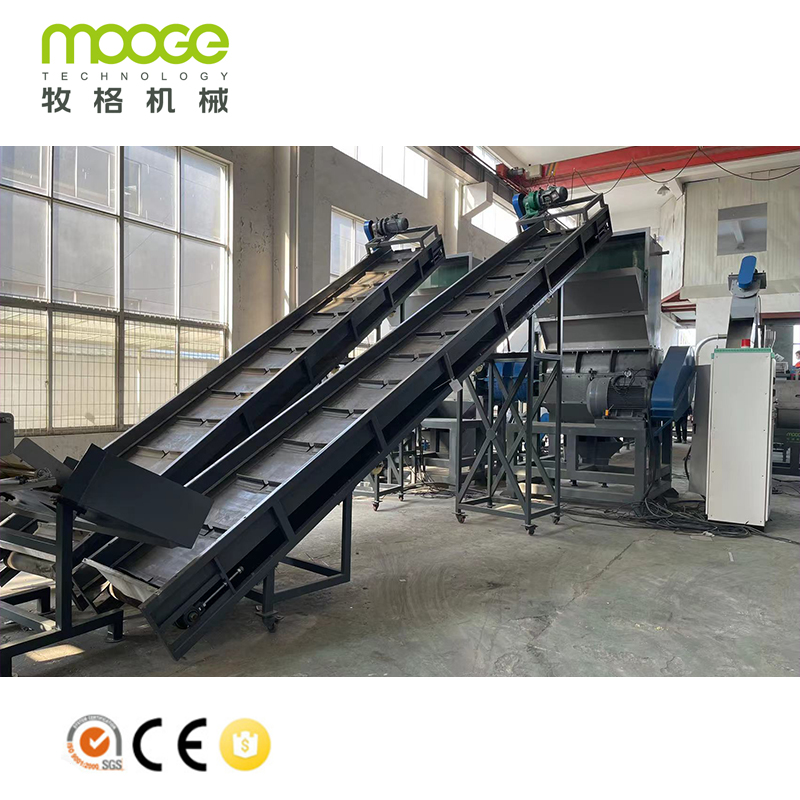 Malaking Kapasidad na Plastic Recycling Machine PET Flakes Washing Production Line