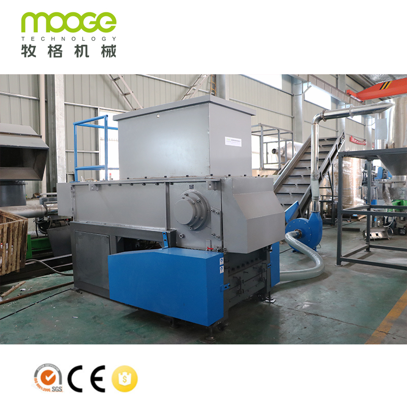 Waste Plastic Shredder Shredding / Crusher / Crusher Machine