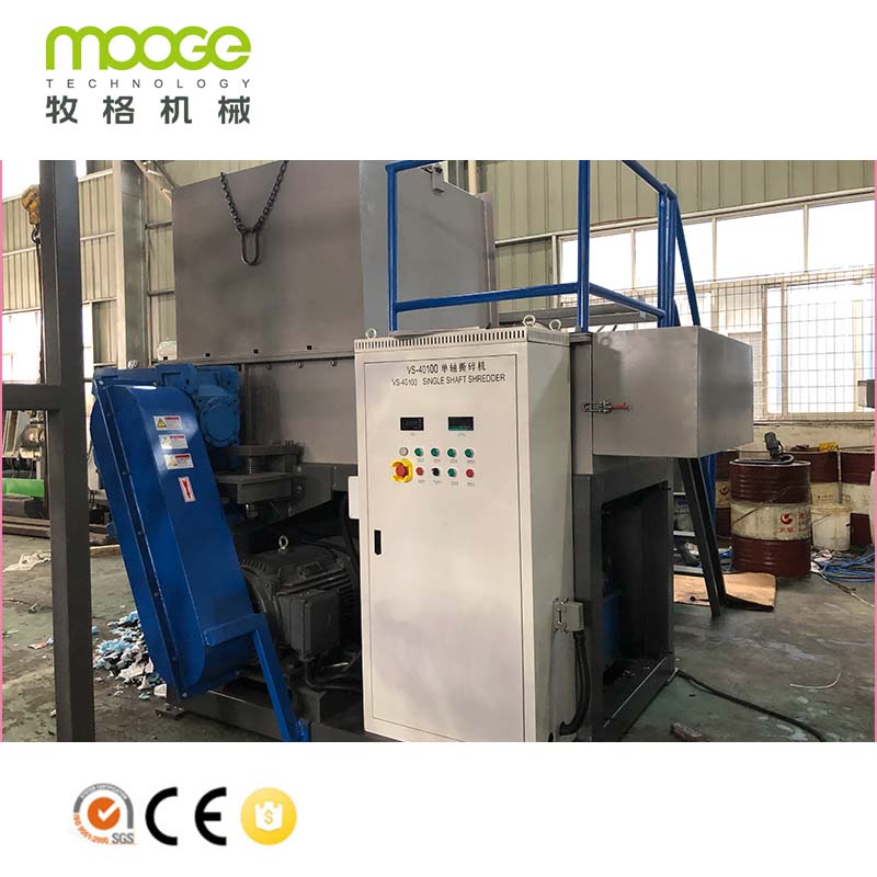 Malakas na Plastic Industrial Waste Grinder Single Shaft Shredder Machine