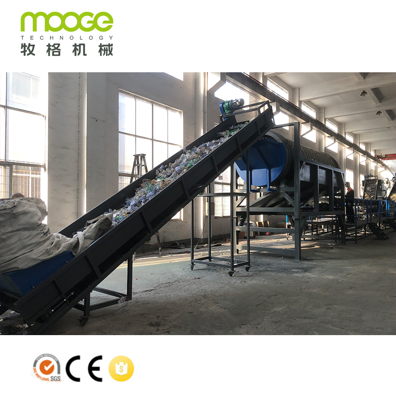 Malaking Kapasidad na Plastic Recycling Machine PET Flakes Washing Production Line